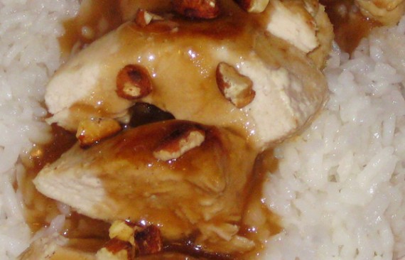 Almond chicken detail